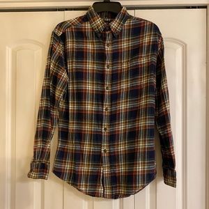 Croft & Barrow Mens size small button down long sleeve shirt